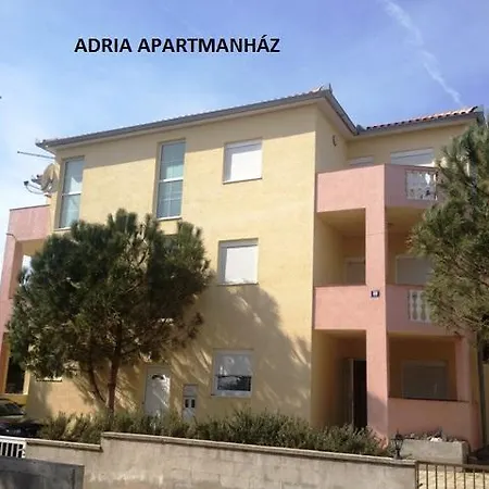 Adria Appartement *