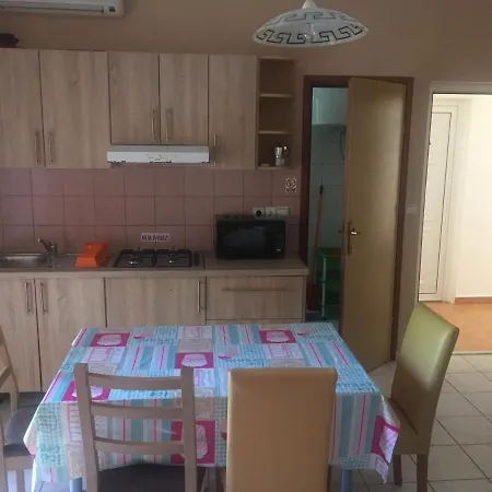 Adria Appartement *